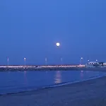 佩拉吉亚海滩一室公寓酒店 招待所 4*