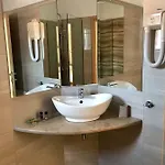 佩拉吉亚海滩一室公寓酒店 4*