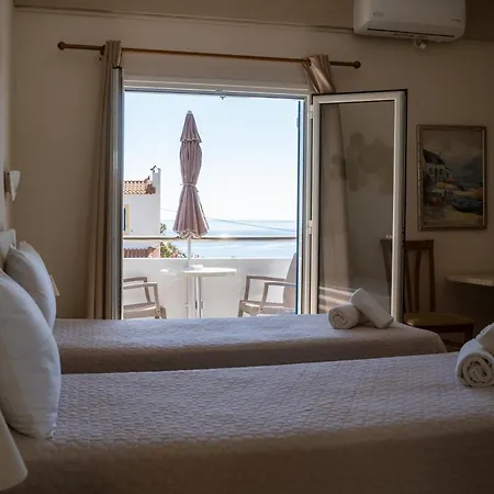 Pelagia 4*