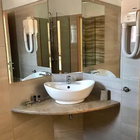 Pelagia 4*